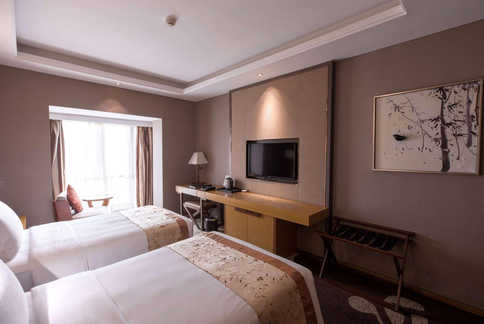 Ramada Plaza By Wyndham Fuzhou South Hotel Eksteriør billede